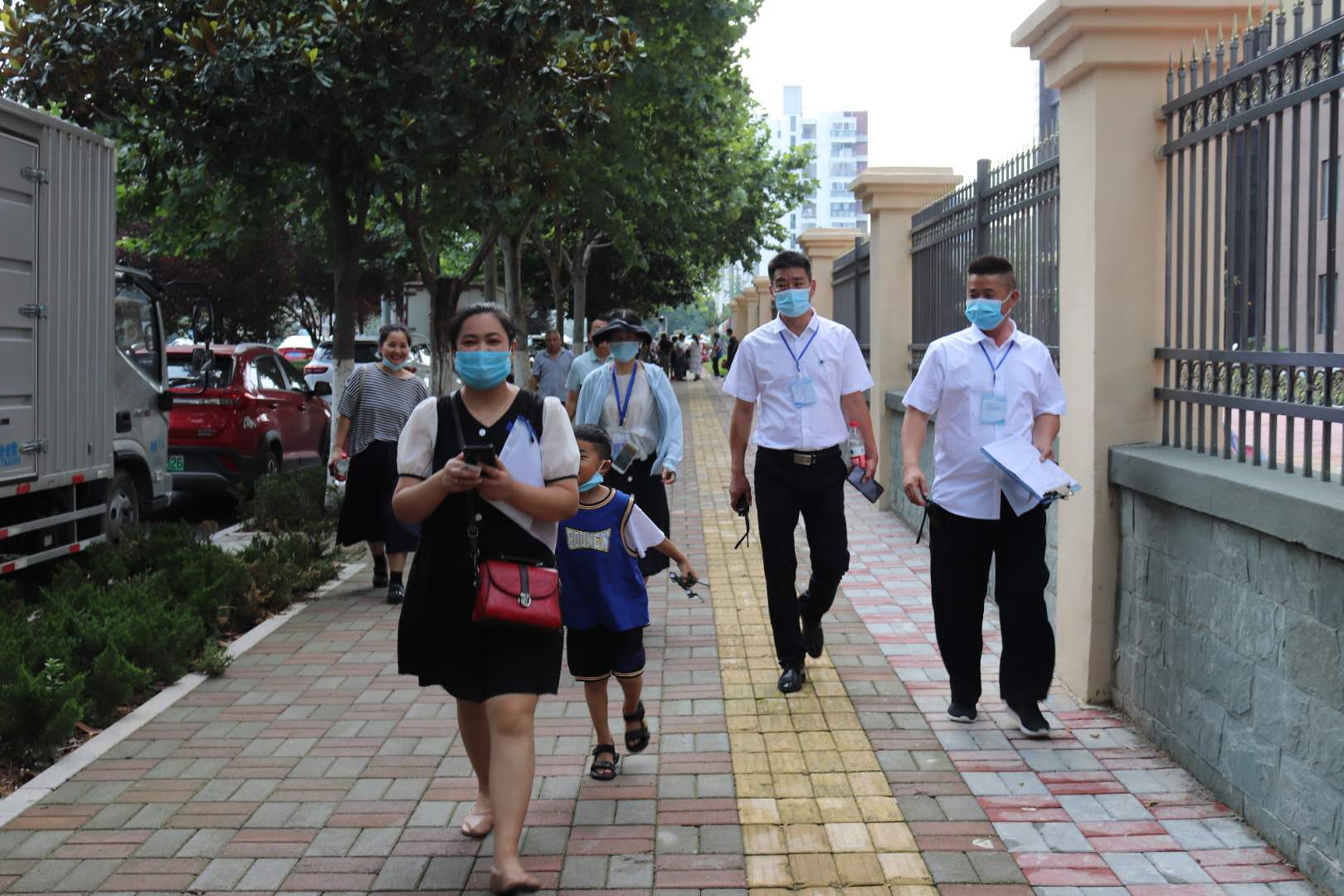 交房1.jpg 交房1.jpg