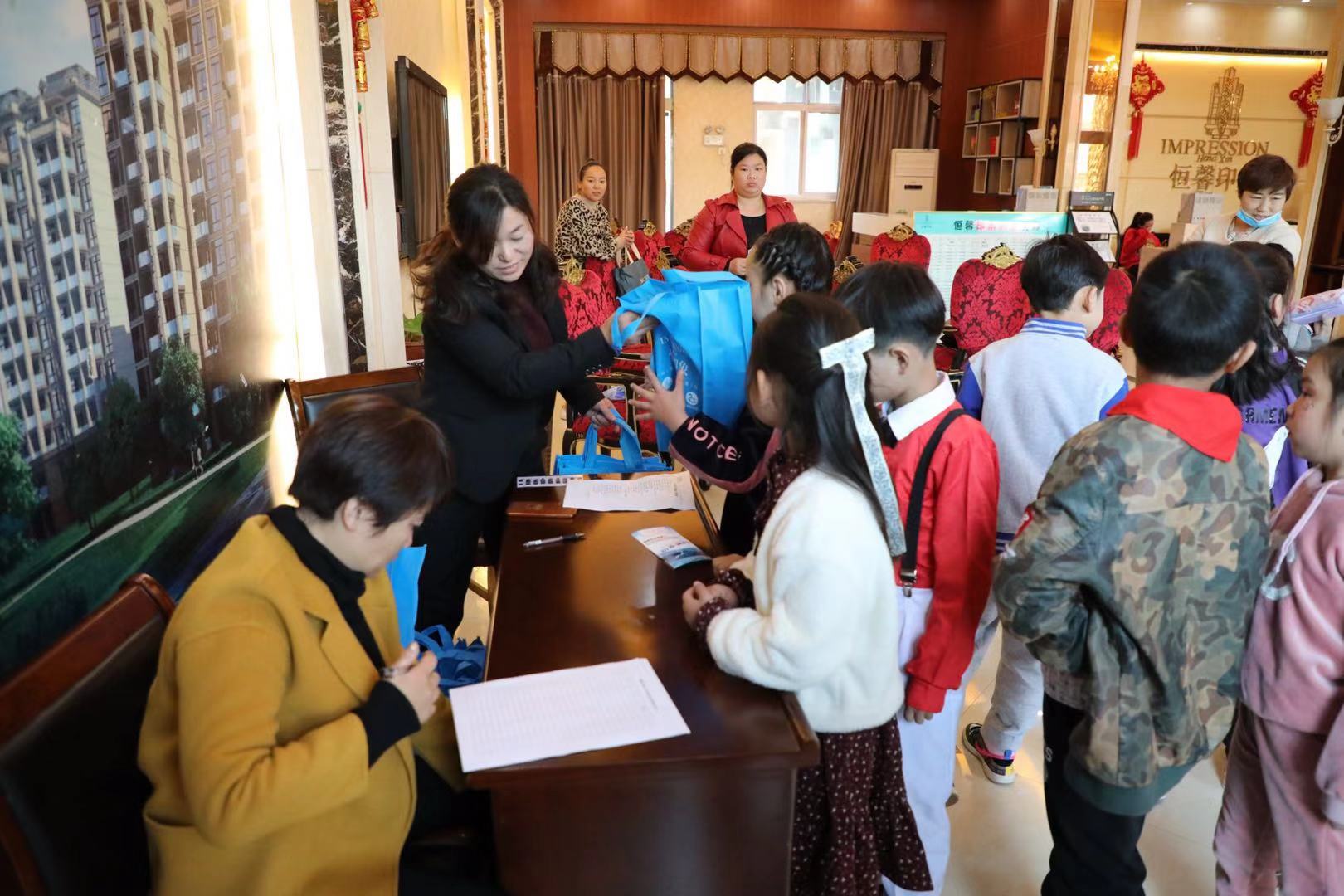 微信图片_20181027164020.jpg 微信图片_20181027164020.jpg